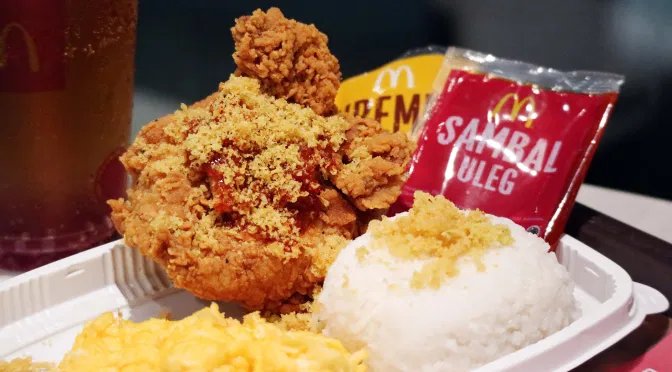 [NEW MENU] AYAM KREMES WITH SAMBAL ULEG from McDonald’s Indonesia